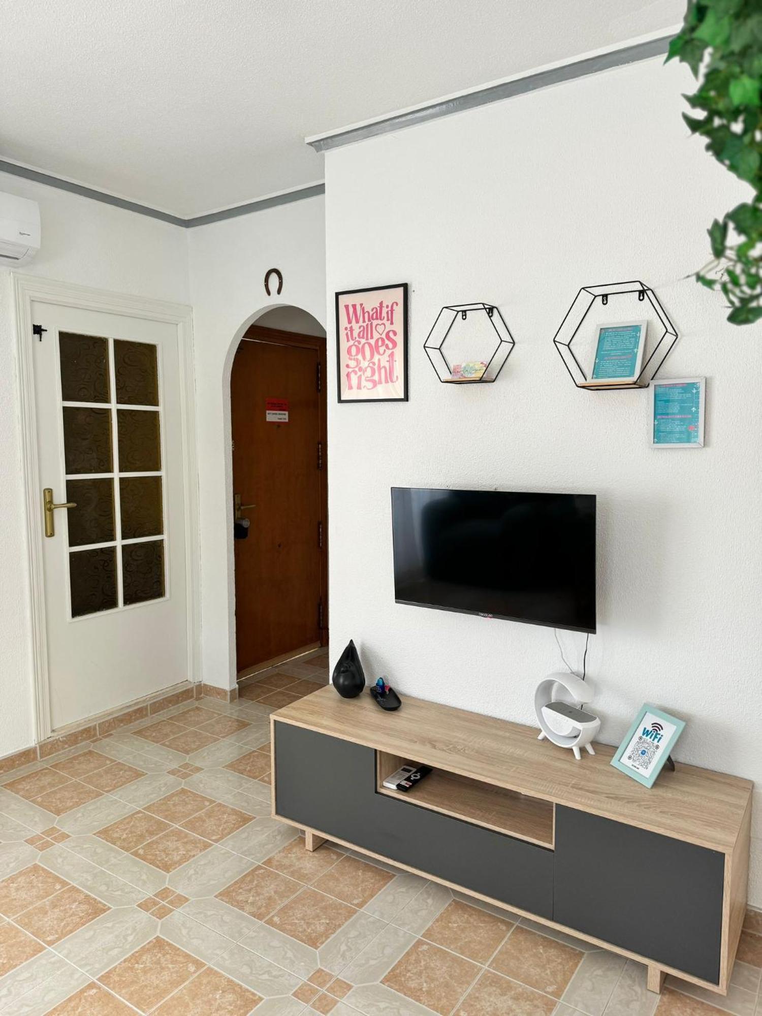 Carmina Apartment, Disfruta Del Sol Y Del Relax! Torrevieja Exteriér fotografie